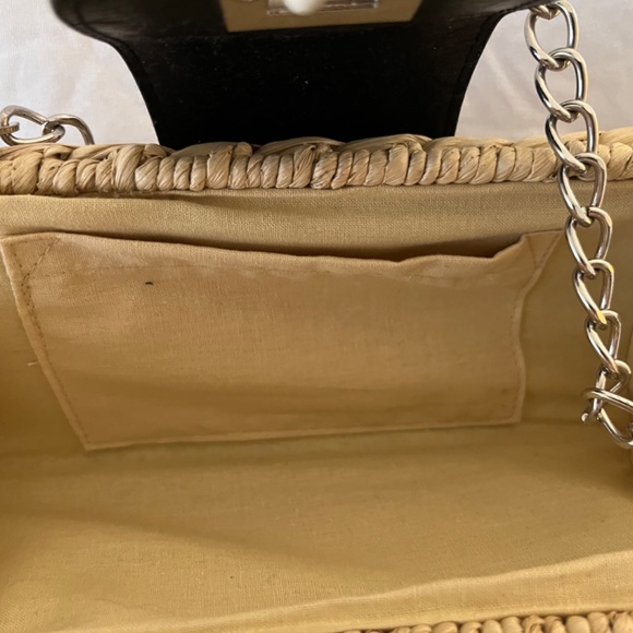 Sweet little bag - Picture 2 of 3